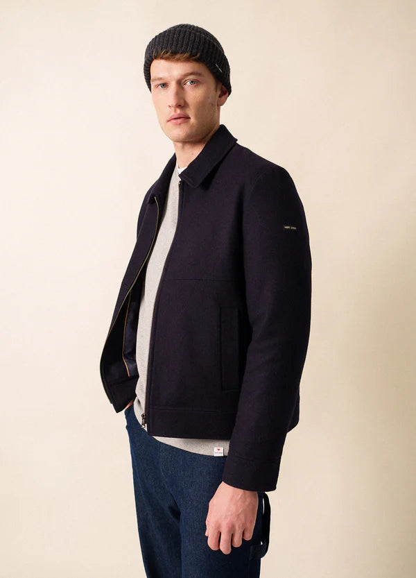 4285 CC NAVY E shop BD 01 f67ce336 5d3e 44ac ba60 eef4e31bdc54 600x833 crop center