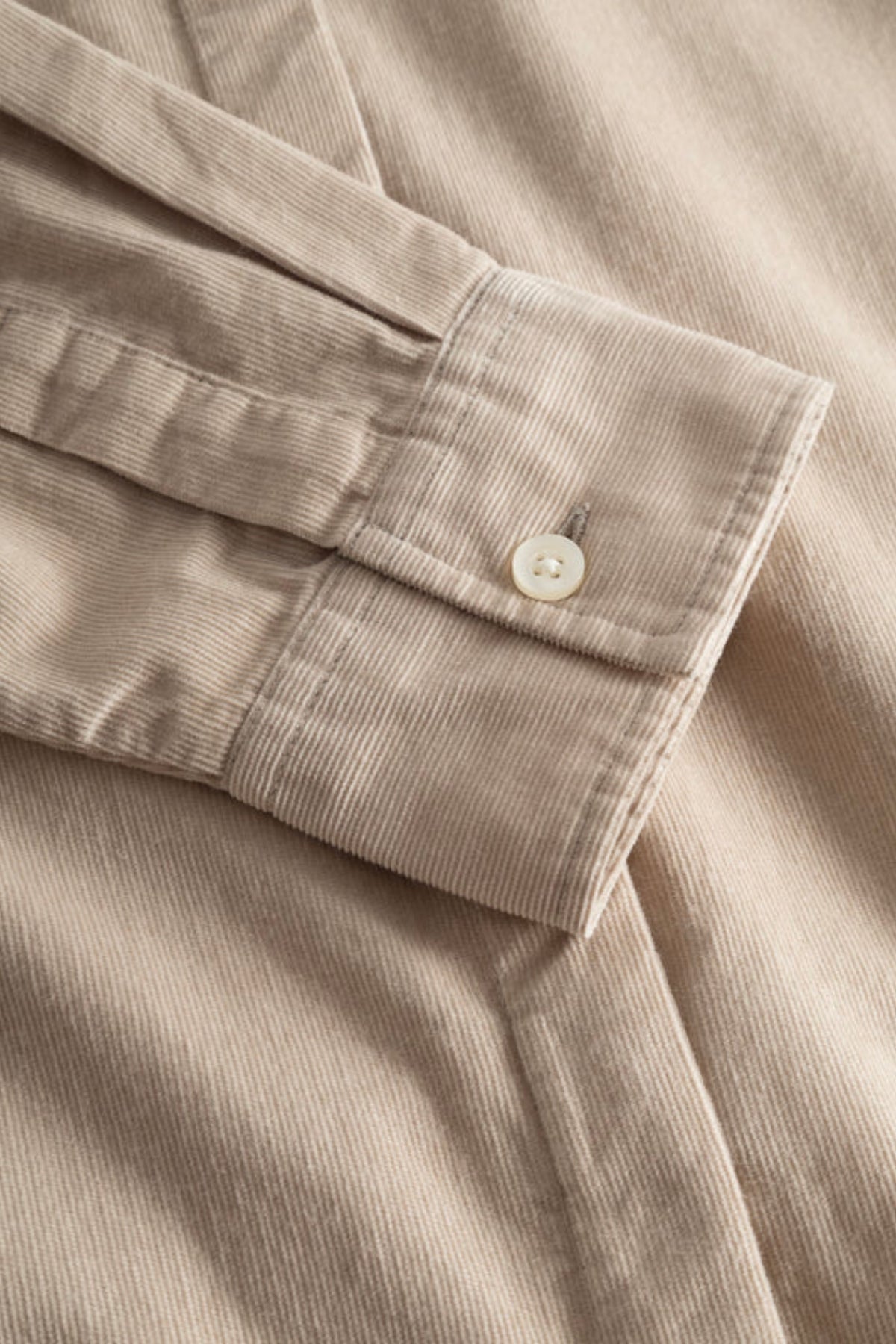 Robe Corduroy mid length shirt - Knowledge cotton apparel