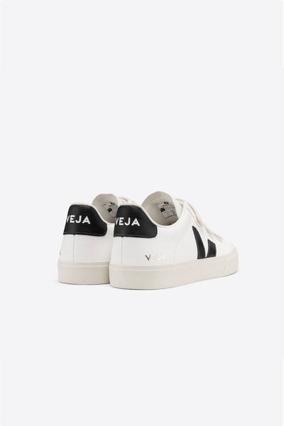 Recife Chromefree - Extra White / Black - Veja
