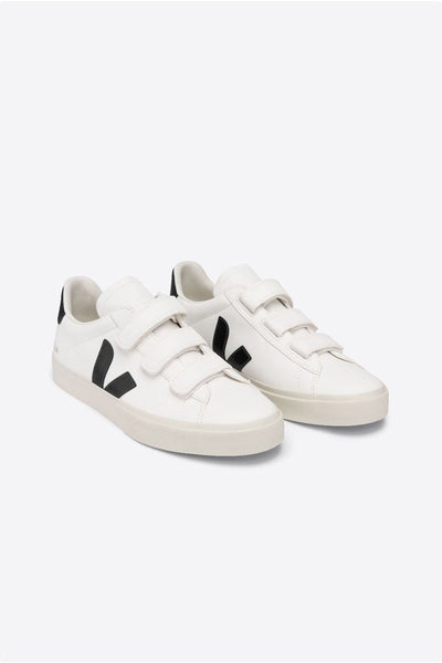 Recife Chromefree - Extra White / Black - Veja