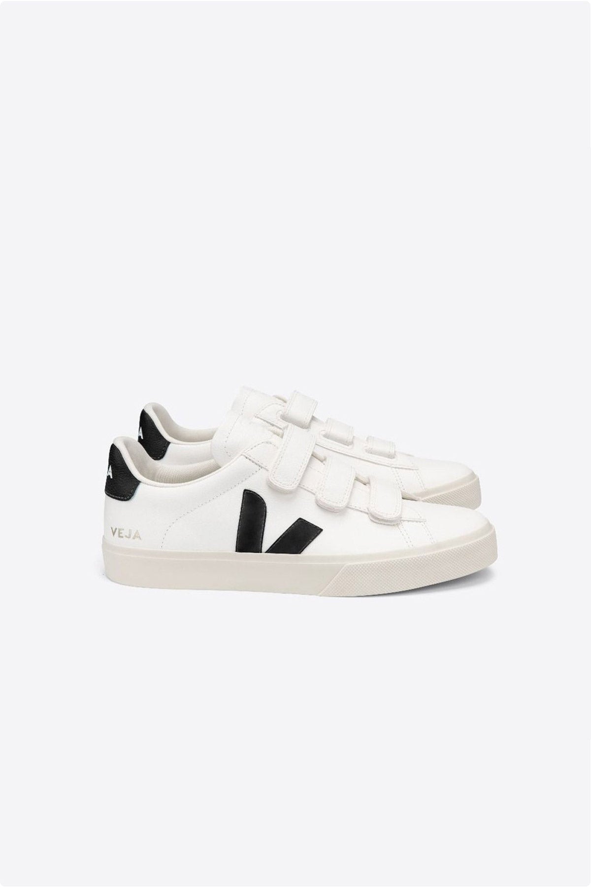 Recife Chromefree - Extra White / Black - Veja