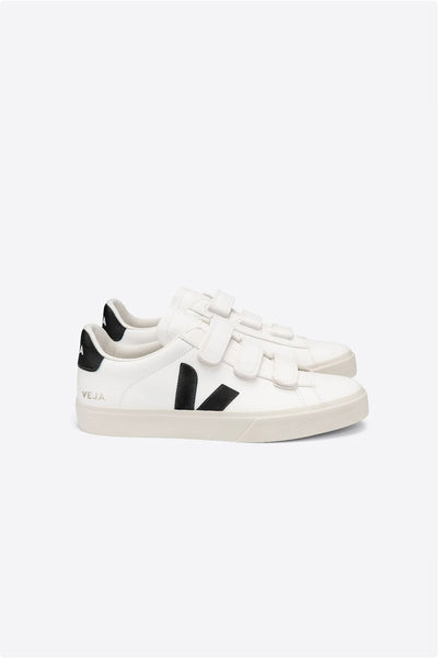 Recife Chromefree - Extra White / Black - Veja