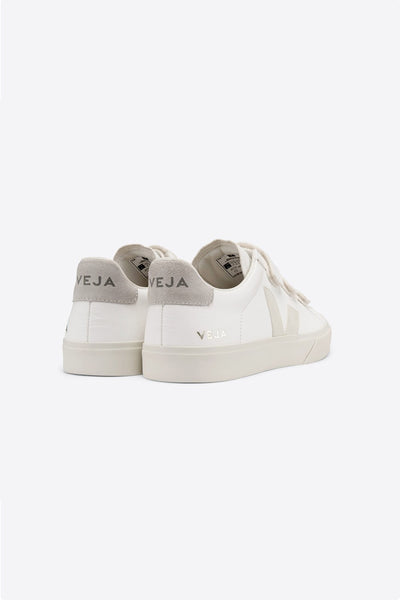 Recife Logo Chromefree  - Veja