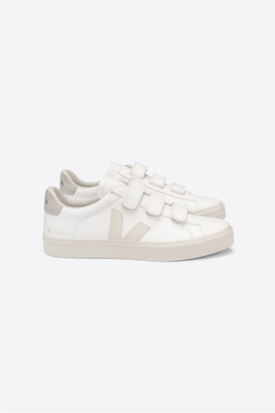 Recife Logo Chromefree  - Veja